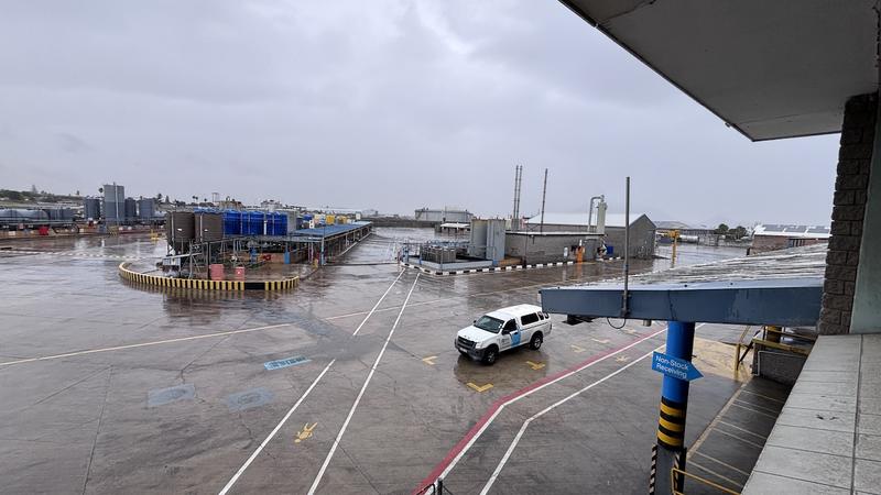 To Let Commercial Property for Rent in Killarney Gardens Western Cape